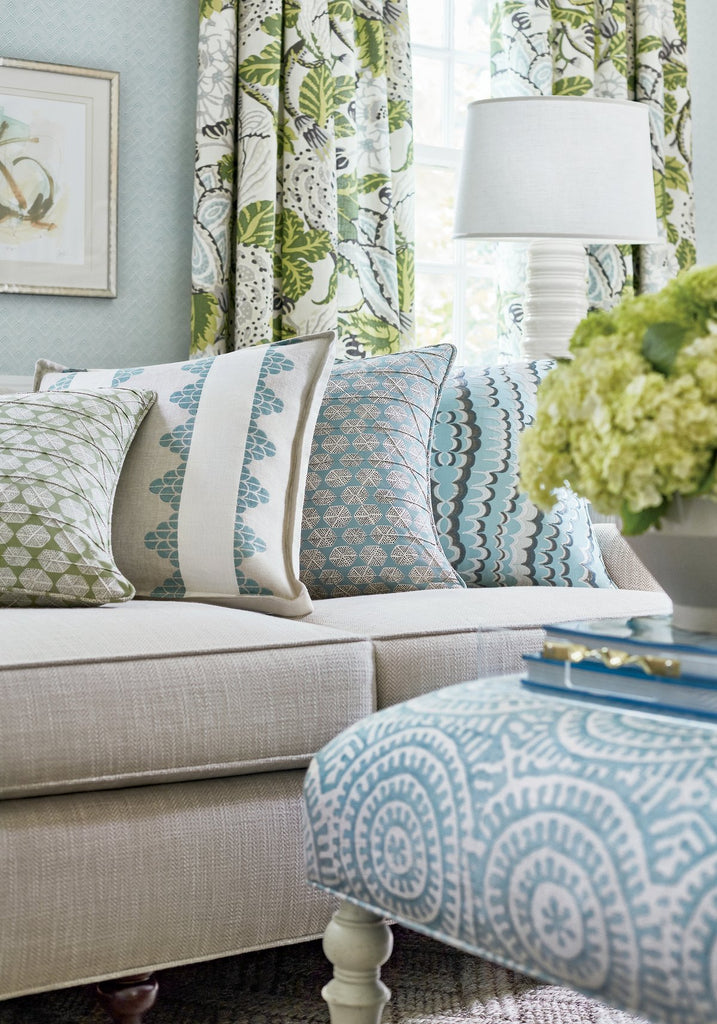 Room setting - F92949