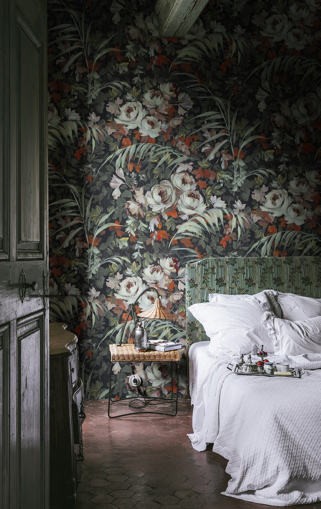 Dazzling Foliage, Lush Wallcoverings