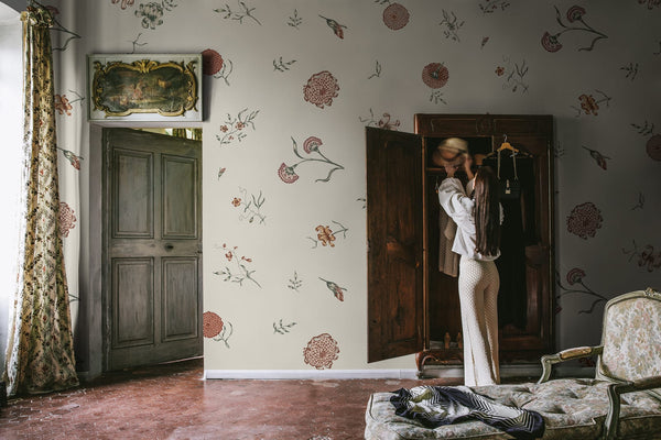 Flower Fall, Sand Wallcoverings | Rebel Walls