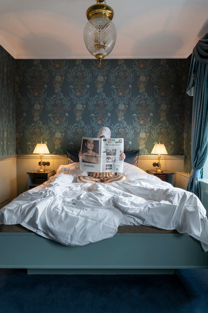 Claws &amp; Clams, Ocean Blue Wallcoverings