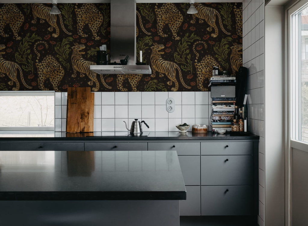 Bold Tigers, Black Wallcoverings