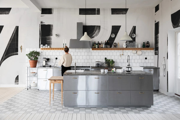 Bold Lines - Black | Rebel Walls
