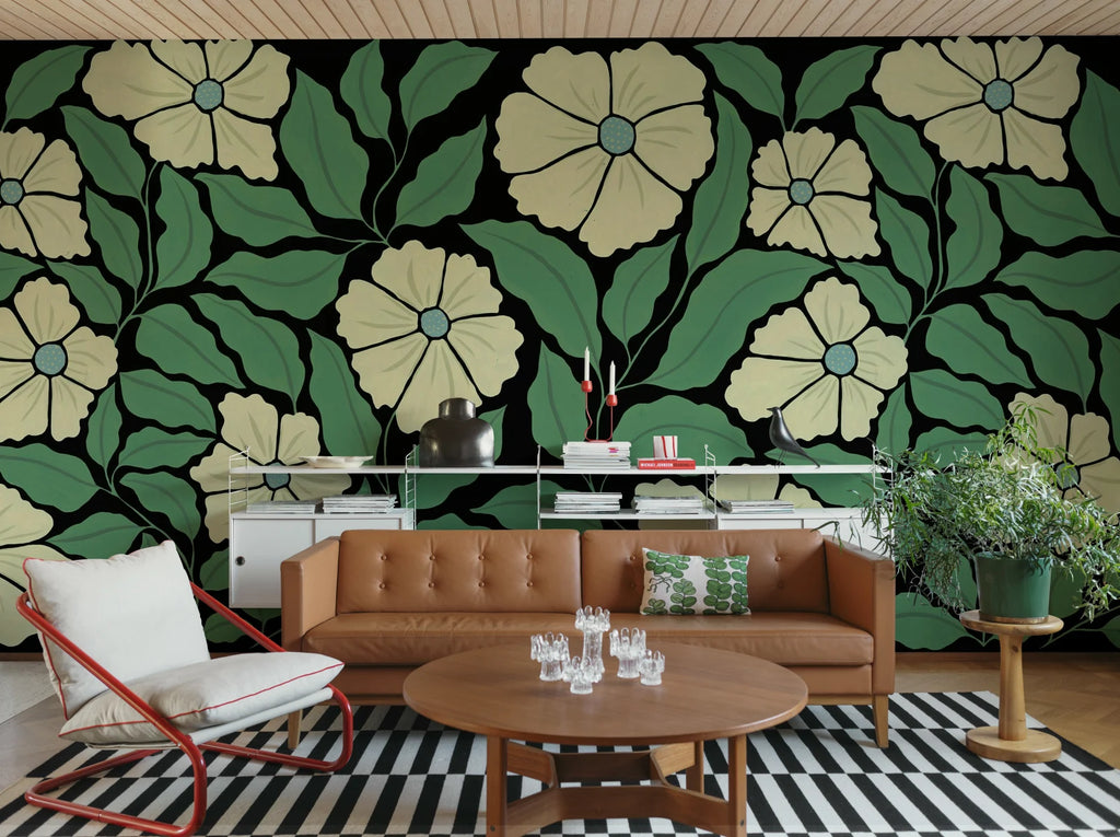 Bold Abstract Flower, Black