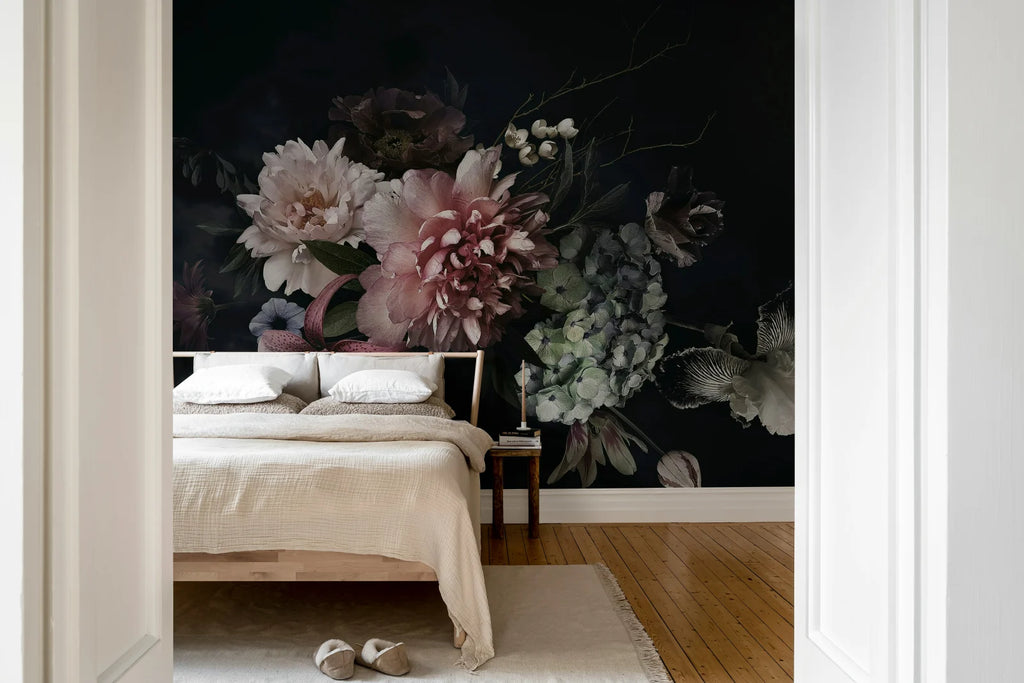 Floral Bouquet, Dark Wallcoverings