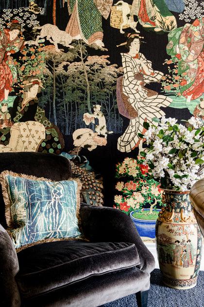 Samurai and Geisha - Green, Anthracite, Red, Brown Wallcovering | Mind the Gap