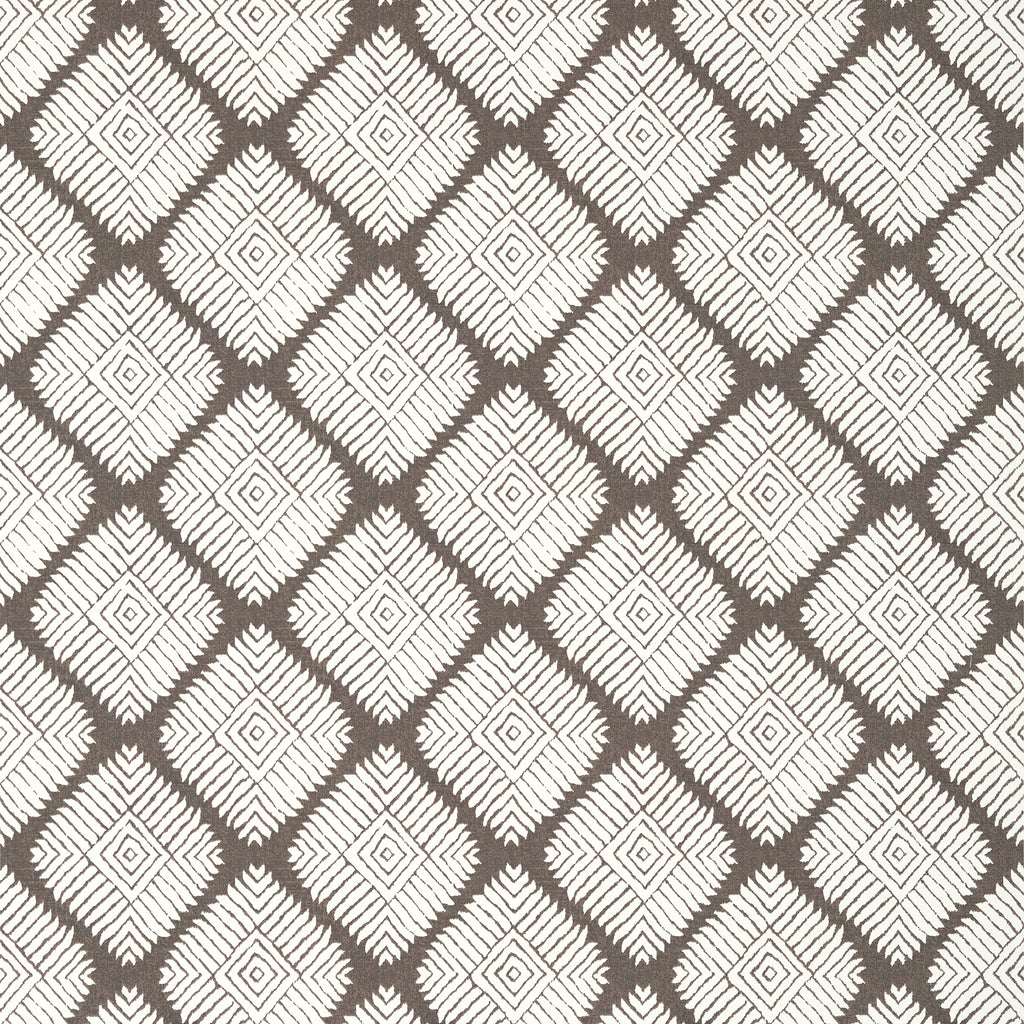 Austin Diamond Brown - Brown Wallcovering | Thibaut