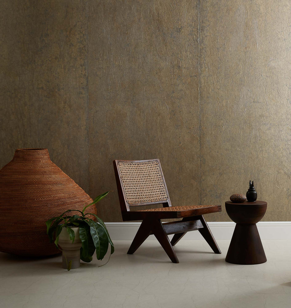 Ruche Foil Crackle Gold Wallpaper | Koroseal