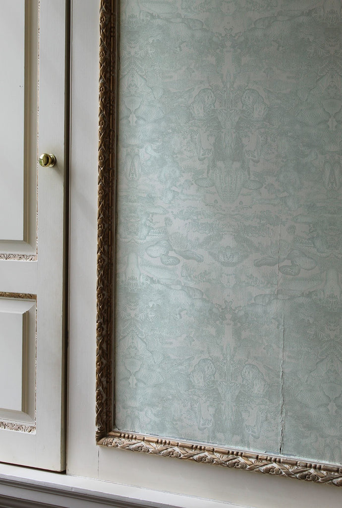 Roller Blotch Pastel Blue