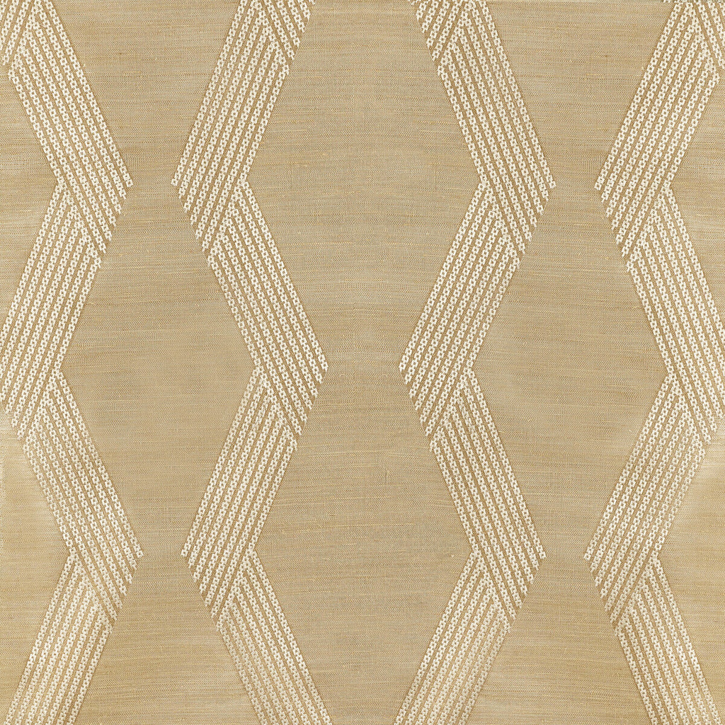 Chainlink Emb Sisal - Gold Gold | Kravet Couture | Modern Luxe Wallcovering | Modern Wallcovering Embroidery