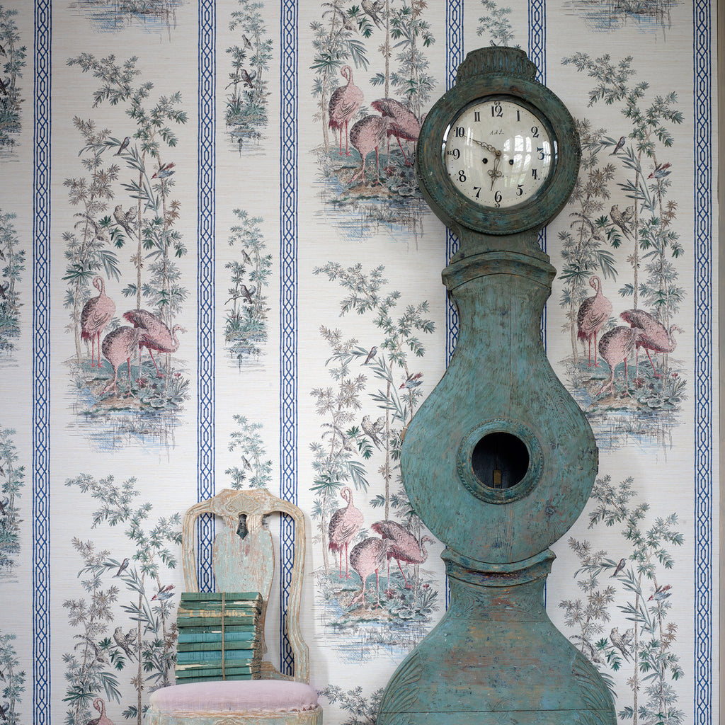 Storks & Thrushes Tuscan Pink/Cobalt - Tuscan Pink / Cobalt Wallcovering | Zoffany