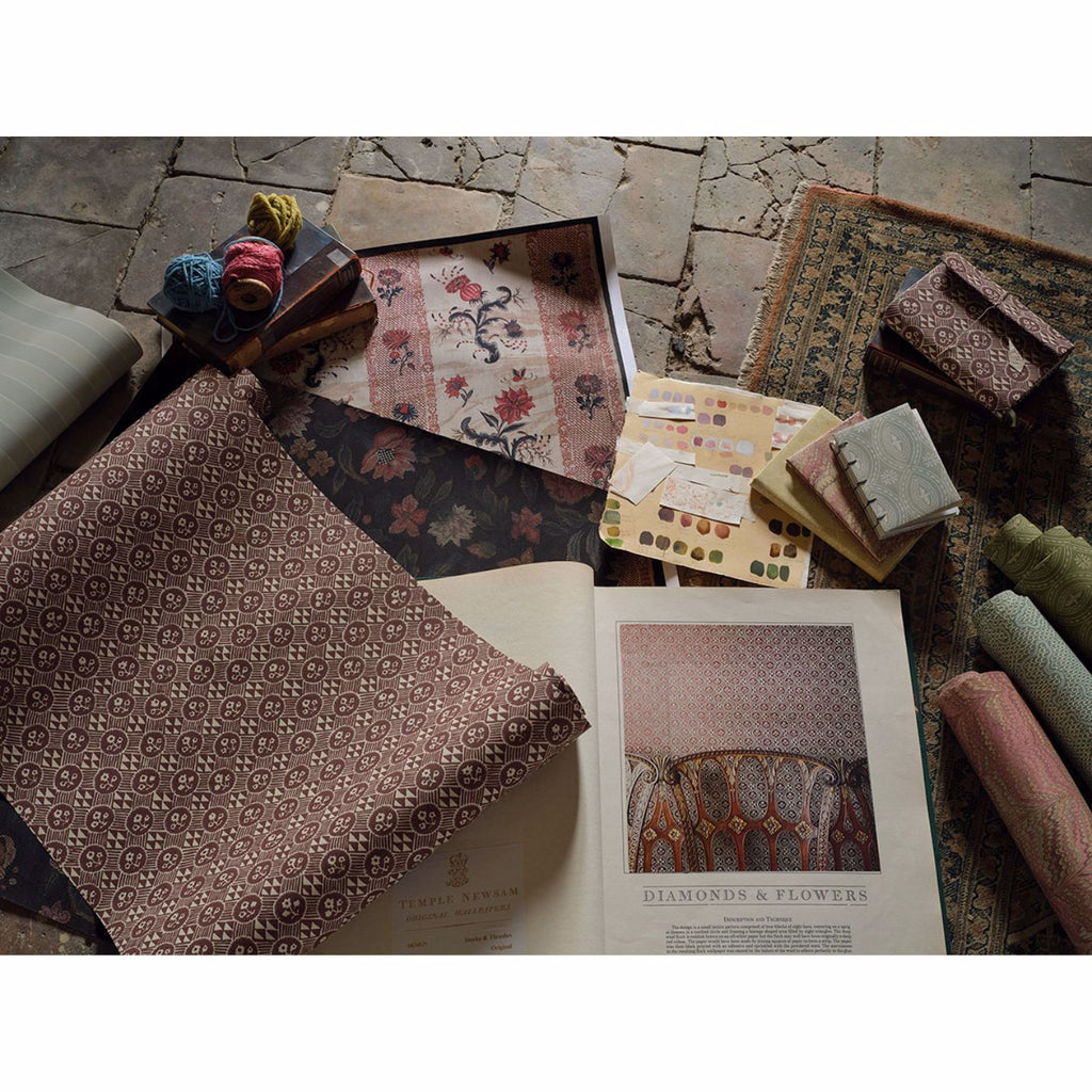 Diamonds & Flowers - Bordeaux Wallcovering | Zoffany