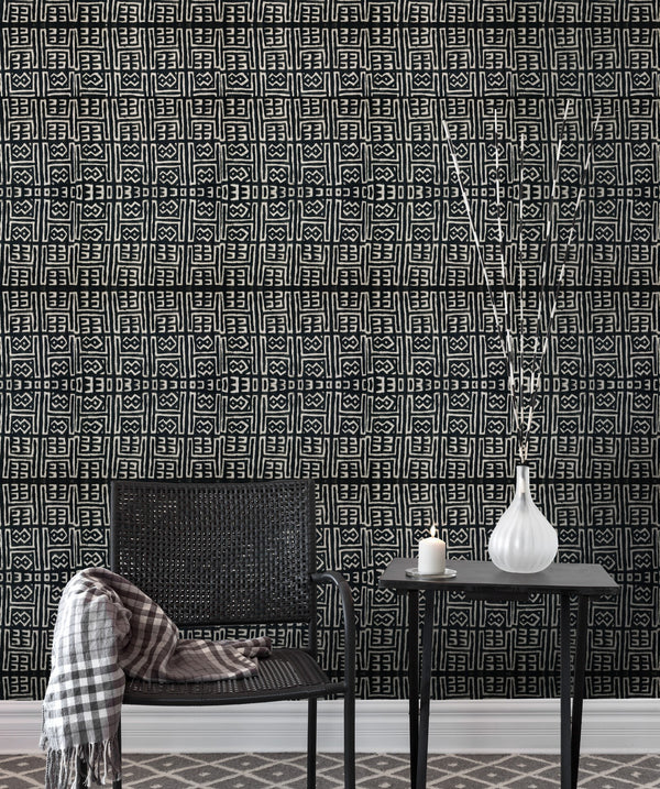 Zulu - Black, White Wallcovering | Mind the Gap