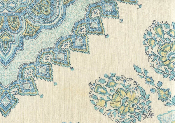 Celeste/Blue on Cream Linen Wallcoverings | Home Couture