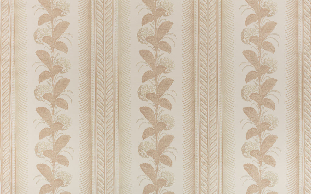 Climbing Hydrangea Fabric, Light Greige on Light Tint