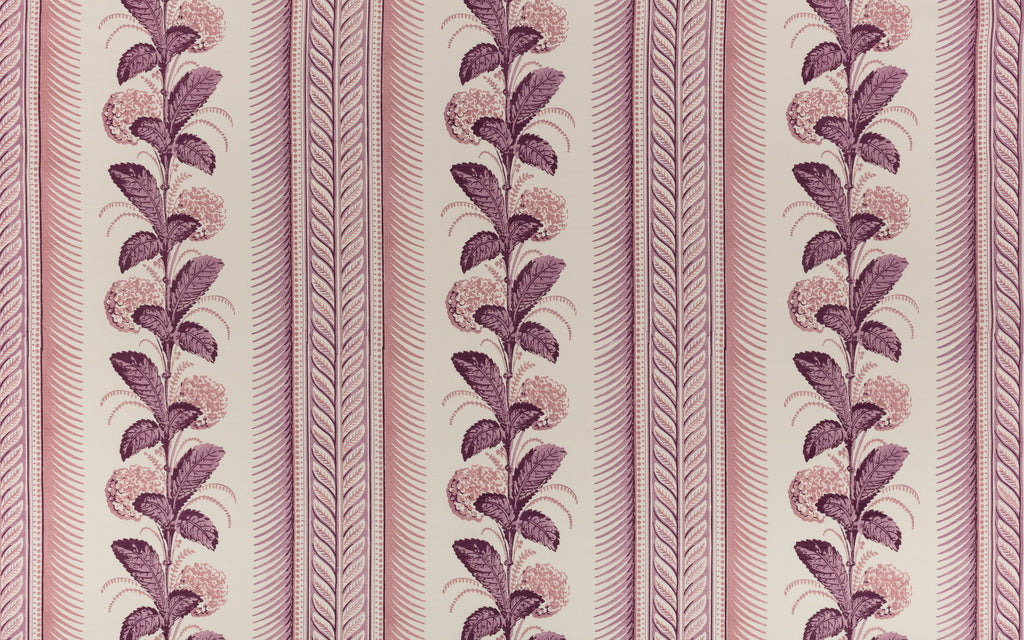 Climbing Hydrangea Fabric, Lilac on Light Tint