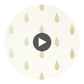 Manor Wallcoverings – Gold | Thibaut Circular Swatch | Thibaut