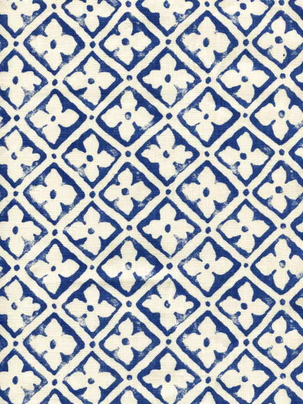 Puccini, New Navy on Tinted Linen Wallcoverings | Quadrille