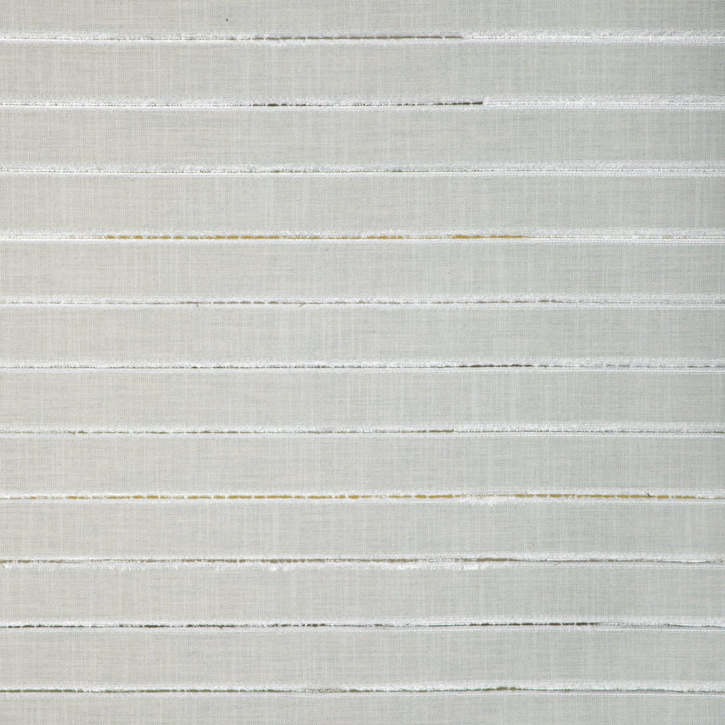 Peekaboo, Pale Green