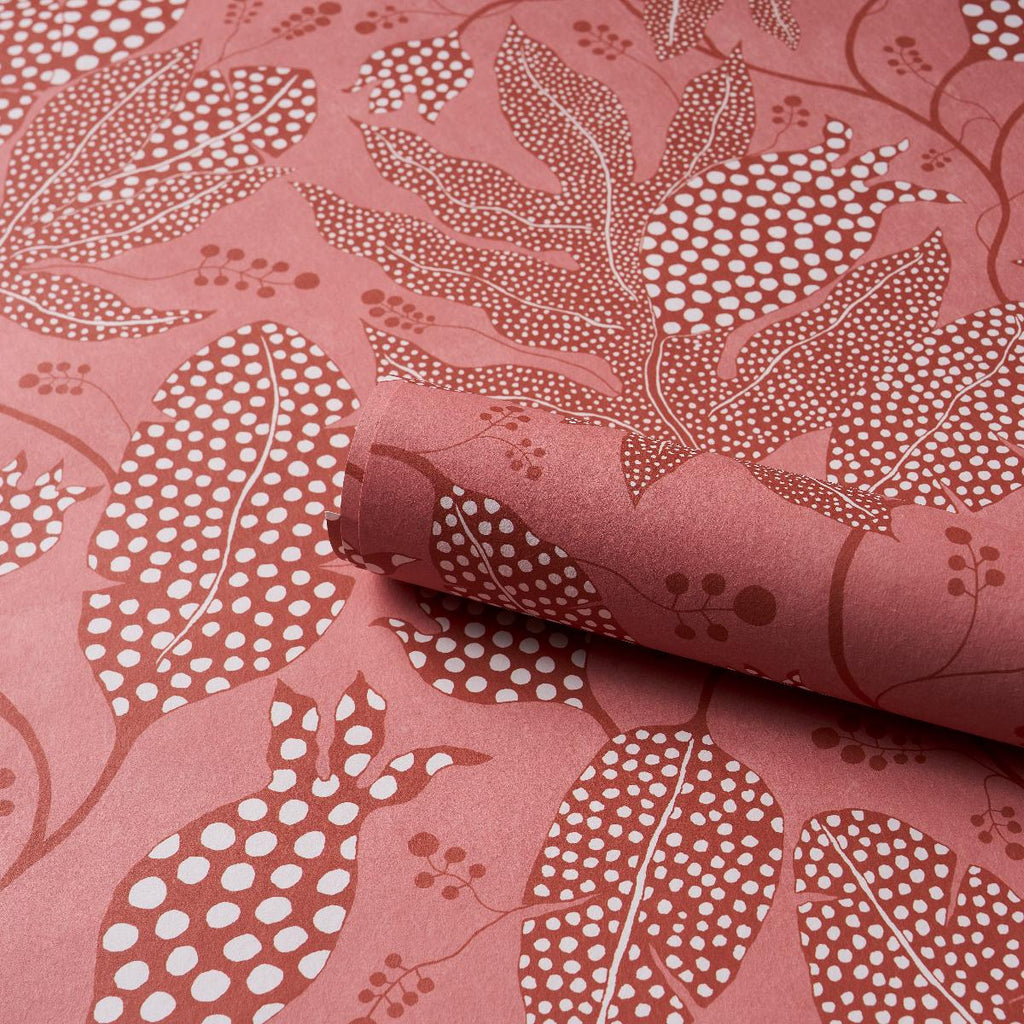 Polka Dot Jungle RASPBERRY | Schumacher - Image 15