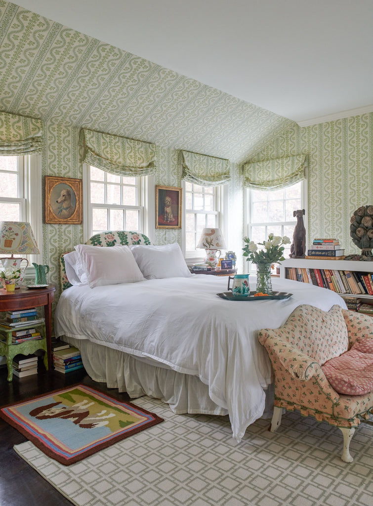 Dolly Wallpaper Lettuce Green
