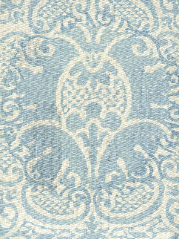 Veneto, Soft Windsor Blue on Tint | Quadrille