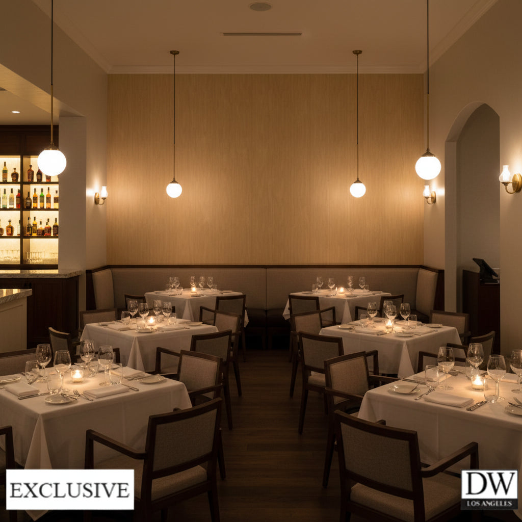 Biscay Bay Caramel Wood Grain | Hollywood Wallcoverings