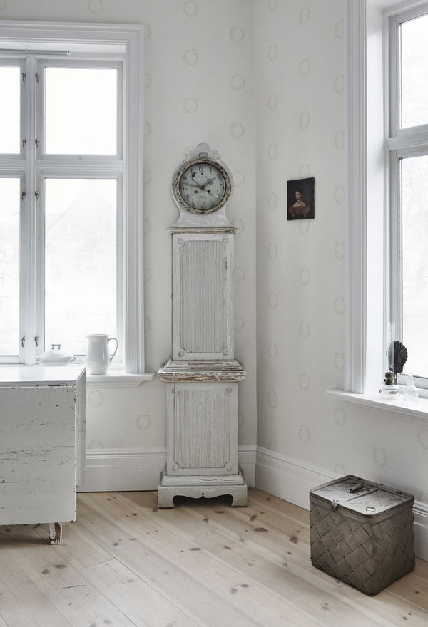 Karl cream Wallcovering | Sandberg
