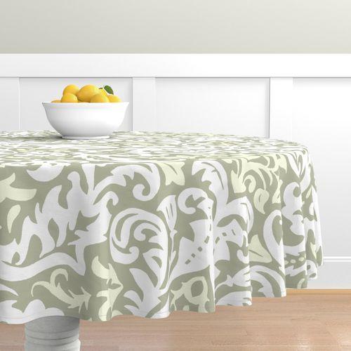 Itan Italian Damask Green, White Round Table Cloth on Lilly 