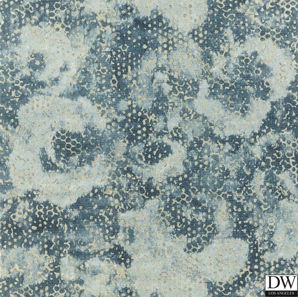 Saint Winterthur Wallpaper