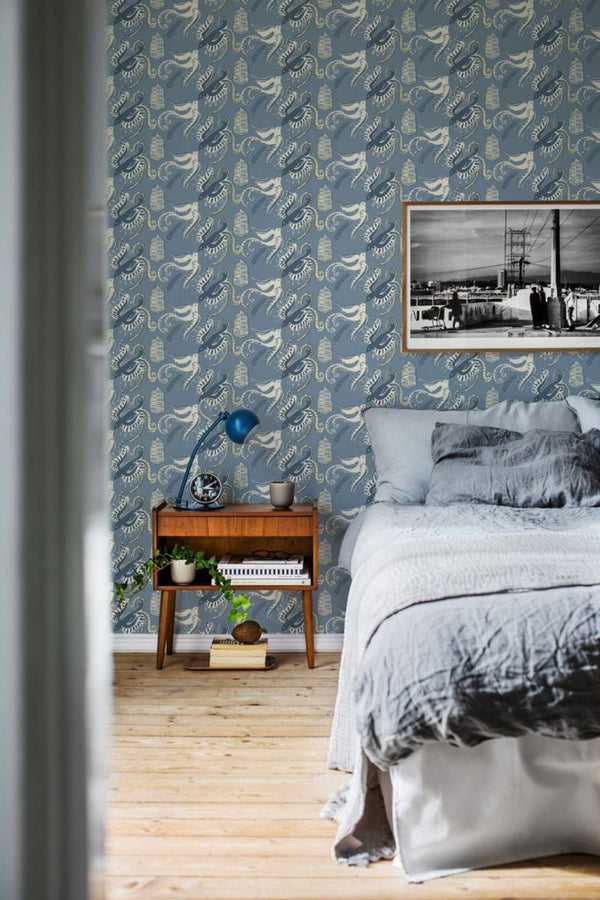 Fredsfaglar blue Wallcovering | Sandberg