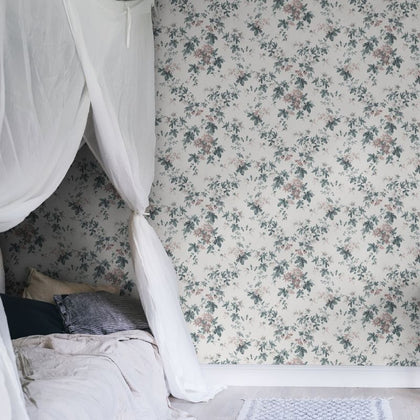 Sandra - Powder White Wallcoverings | Sandberg