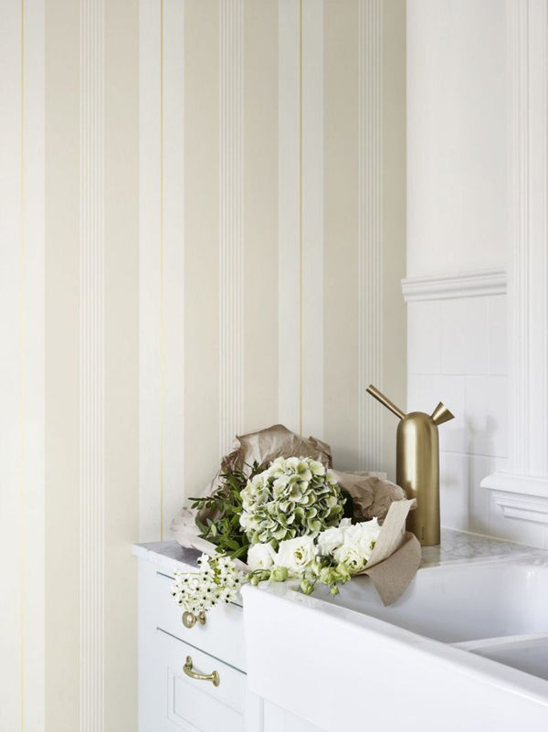 Kristina beige Wallcovering | Sandberg