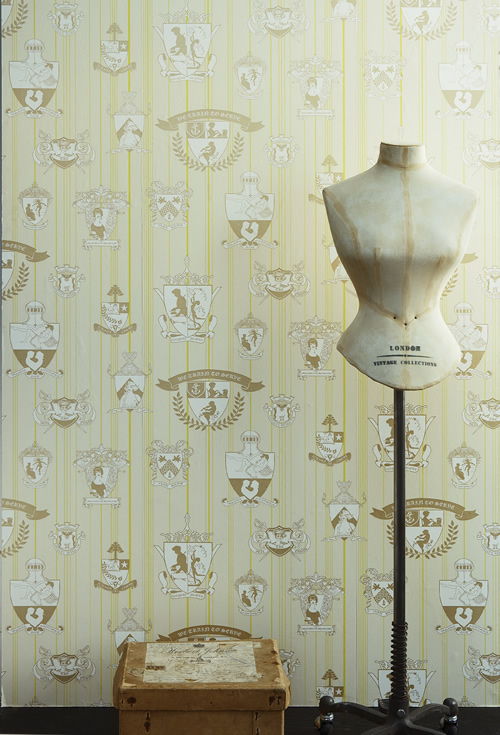Carpe Noctem - Whimsical Toile de Joi - Lime and Gold | British Walls