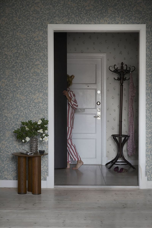 Linnea - Misty Blue Wallcovering | Sandberg