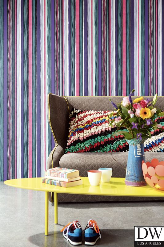 EstÃ¡tica Ebony Modern Stripe Wallpaper