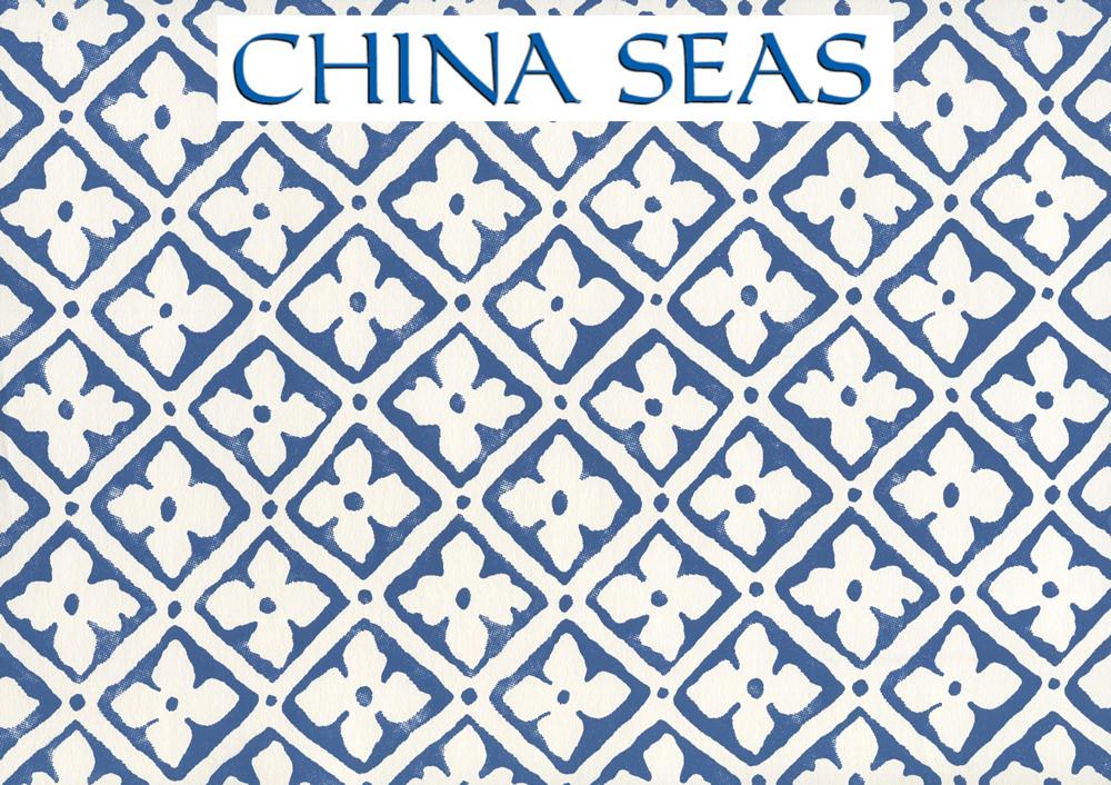 Puccini New Navy on Almost White Screen Printed Wallpaper | China Seas