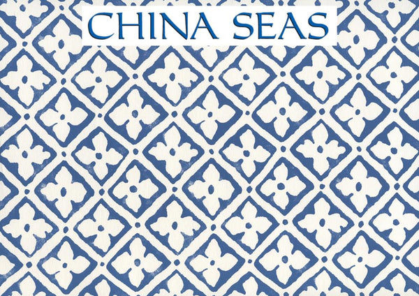 Puccini New Navy on Almost White Screen Printed Wallpaper | China Seas
