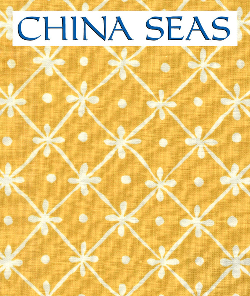 GATE HOUSE REVERSE ONE COLOR INCA GOLD ON LIGHT TINTED Sample Wallpaper 