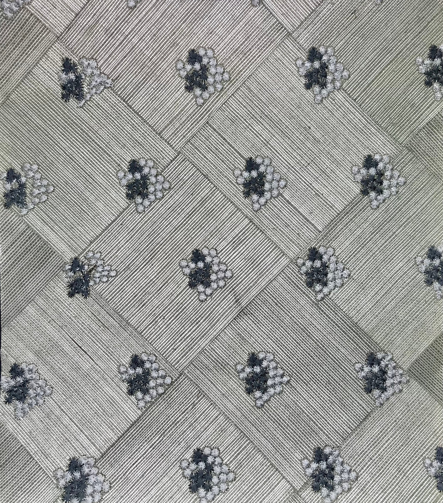 Bellissima Natural Sisal with Fine Inlay / Embroidery