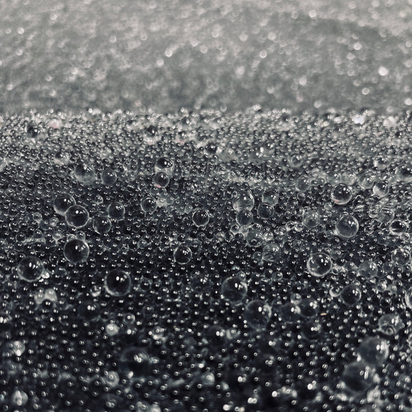 Gleaming Glambeads Cool Black Metallic Glass Bead Wallcovering