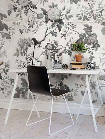 Rosegarden - Black | Rebel Walls