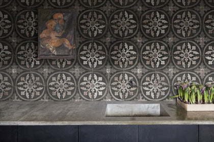 Ravenna, Charcoal | Rebel Walls