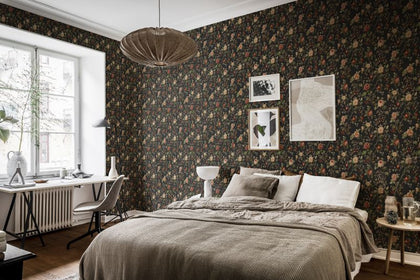 Thorn Rose Petite, Night Light | Rebel Walls