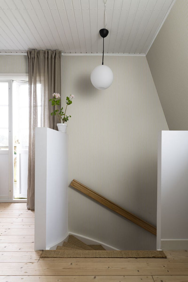 Brita sunflower Wallcovering | Sandberg