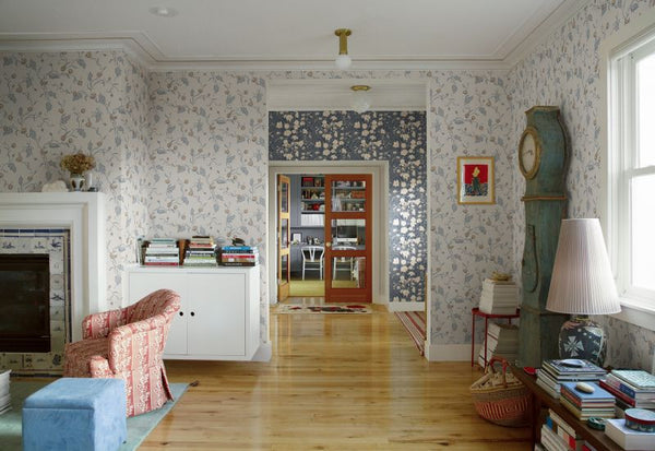 Elmire soft blue Wallcovering | Sandberg