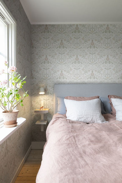 Till Carl powder pink Wallcovering | Sandberg