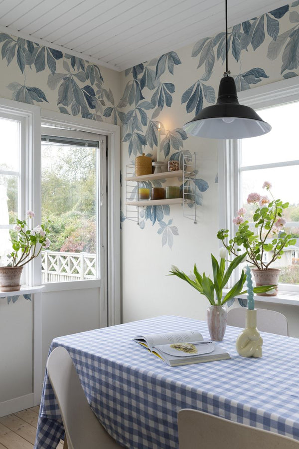 Kastanjen soft blue Wallcovering | Sandberg