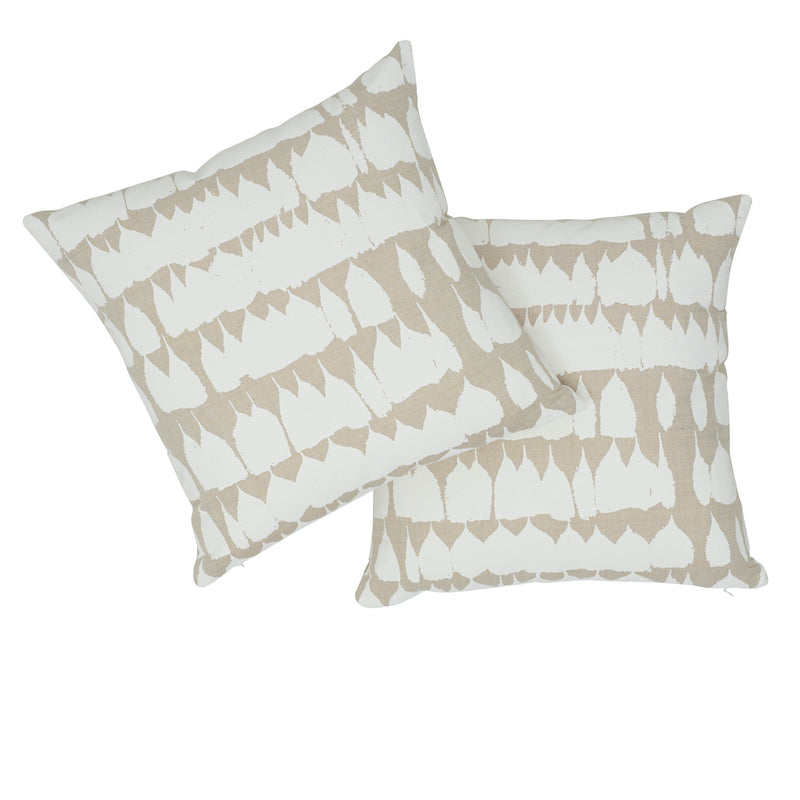 QUEEN OF SPAIN 18" PILLOW Natural