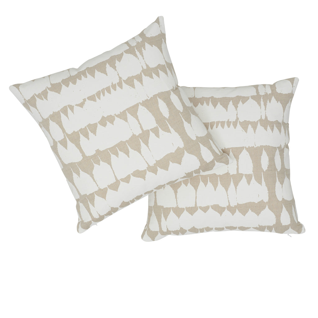 QUEEN OF SPAIN 22" PILLOW Natural