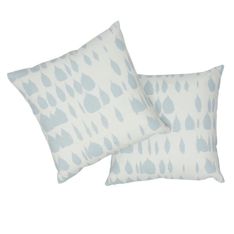QUEEN OF SPAIN 18" PILLOW Sky
